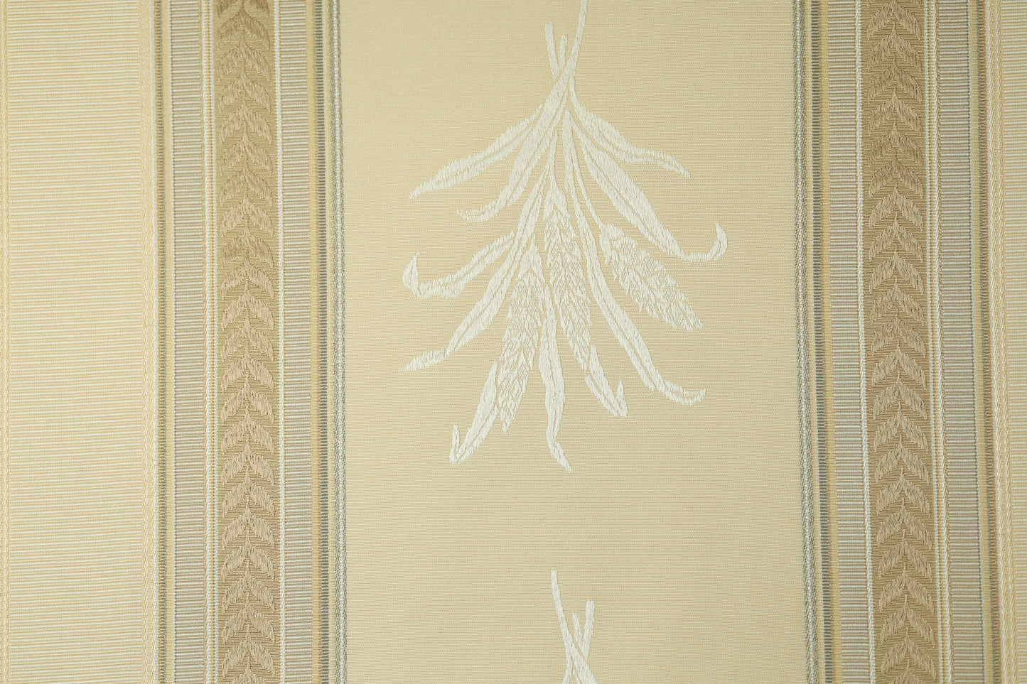 Hochwertiger Vorhangstoff in Hellorange – ideal für elegante Fensterdekorationen