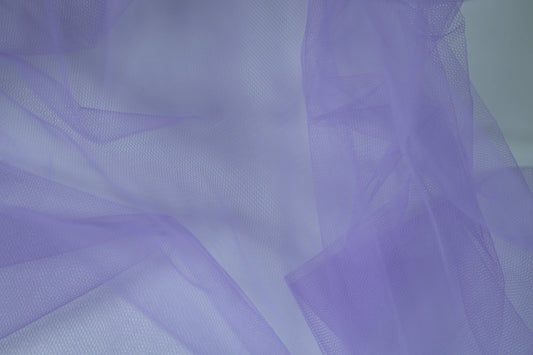 Tüll in Lavendel – ideal für festliche und kreative Projekte