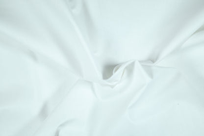 Baumwoll Stretchstoff in Weiß – weich, elastisch und vielseitig verwendbar