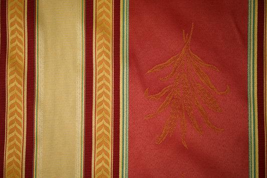 Hochwertiger Vorhangstoff in Tomatenrot – ideal für elegante Fensterdekorationen